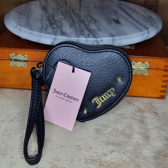 Juicy Couture Black Heart Wristlet - Picture 3 of 15